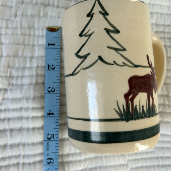 Harry & David Cream & Green Moose Mug Collectible - Picture 5 of 7